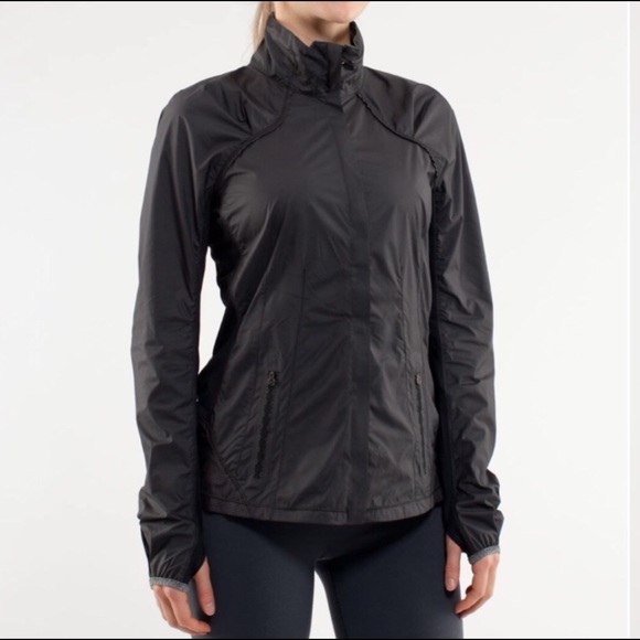 lululemon athletica Jackets & Blazers - Lululemon Run: Essential Jacket • Black • Sz 4